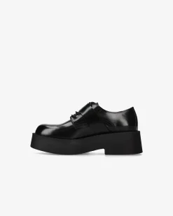 Donna Premiata Derby in vitello mousse nero