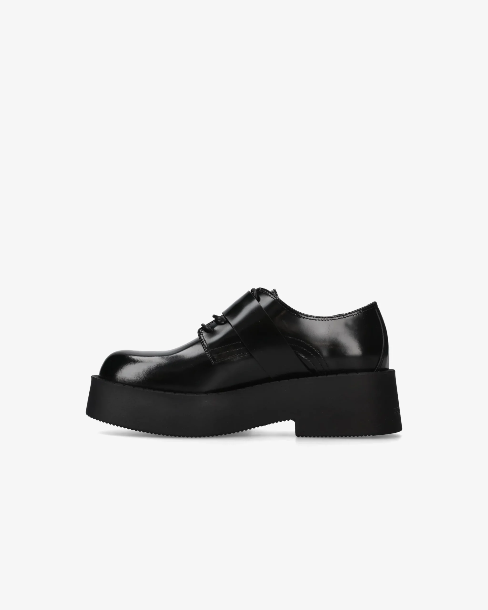 Donna Premiata Derby in vitello mousse nero