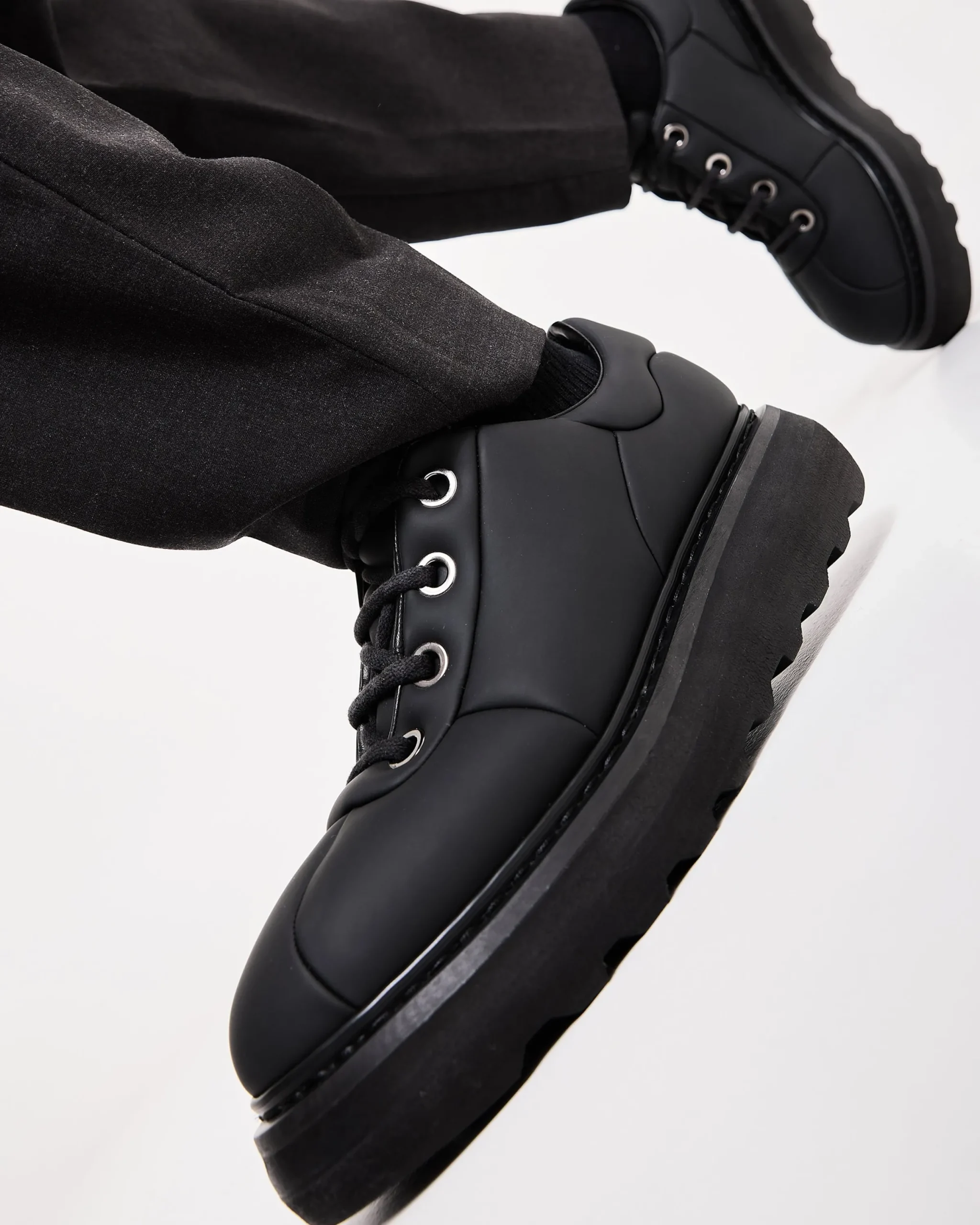 Uomo Premiata Scarpe Cal in gommato nero